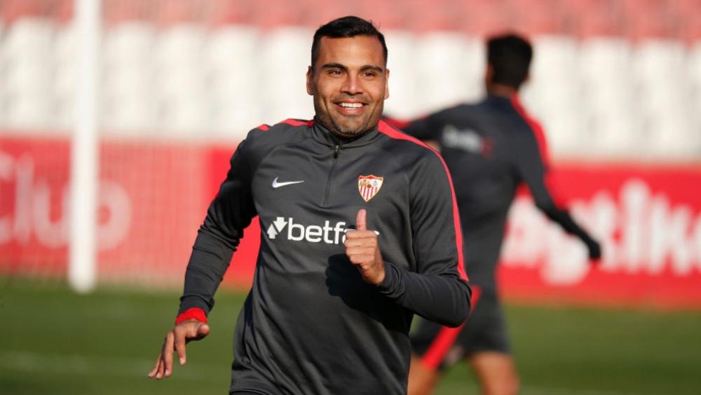 الأرجنتيني ميركادو يُكمل 100 مباراة مع إشبيلية