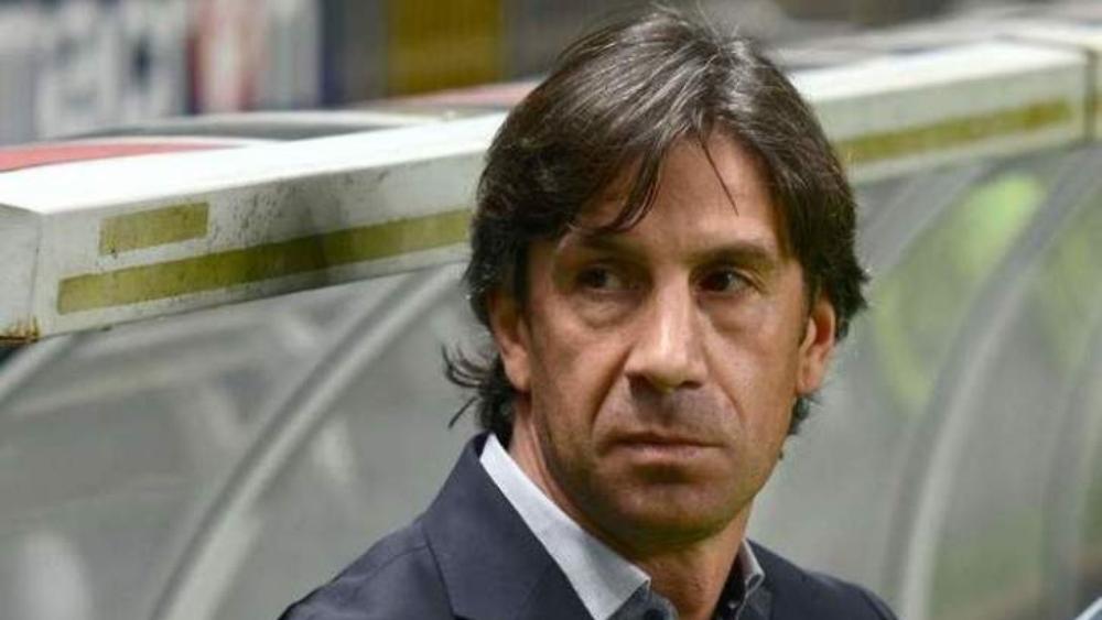 نادي أحد يعلن عن إقالة مدربه بسبب سوء النتائج