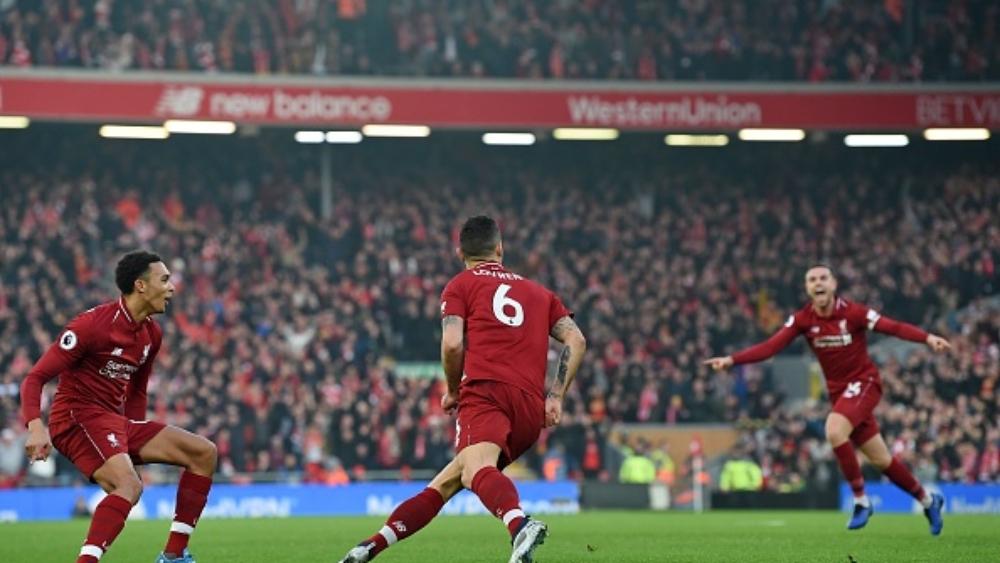 متاعب ليفربول تتضاعف بغياب مدافع جديد
