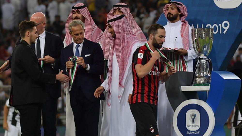 هل كان تشيلسي وراء استبعاد هيجواين؟ جاتوزو يجيب