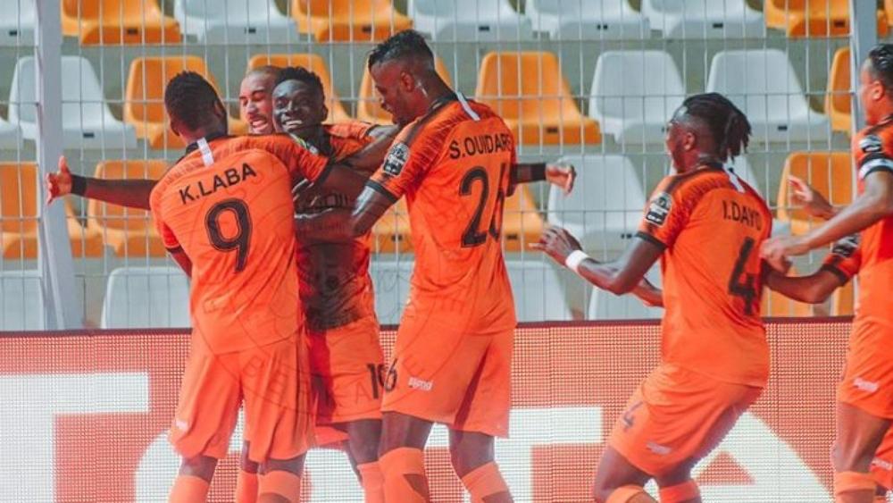 "خماسية" تهدي النهضة البركانية بطاقة العبور لدور المجموعات في الكونفدرالية