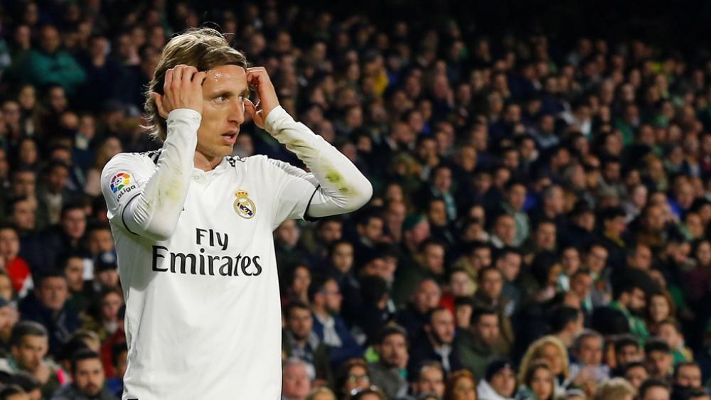 مودريتش يتطلع لتمديد عقده مع ريال مدريد