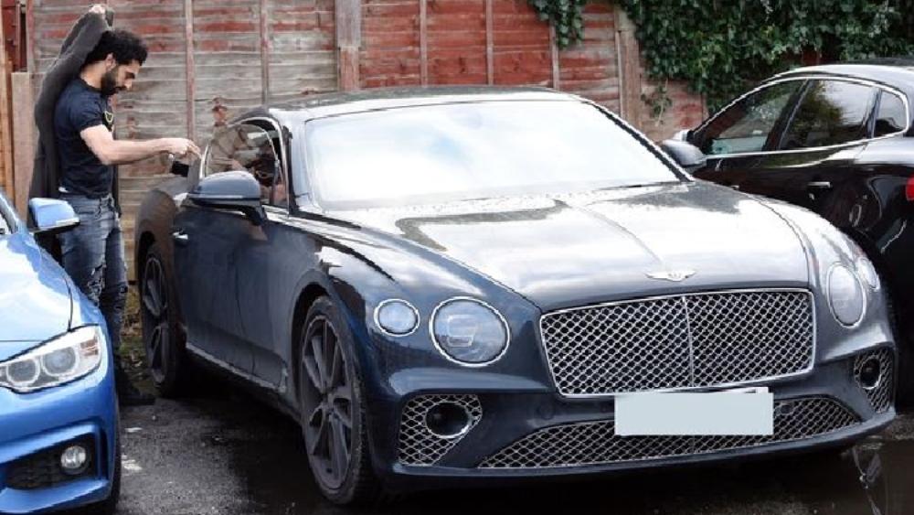 لماذا انسحب صلاح من مواقع التواصل الاجتماعي؟