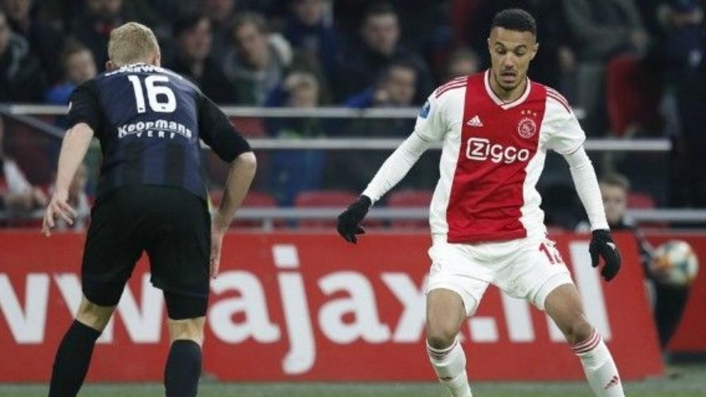 مزراوي يعانق الشباك.. ثم يغادر الملعب مصاباً