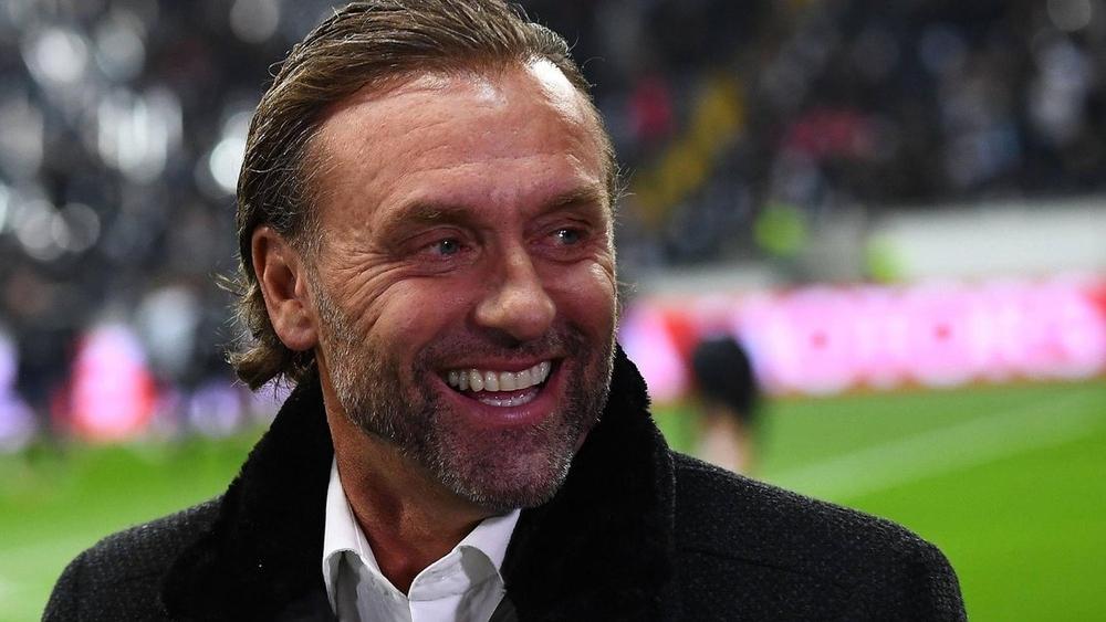 تعيين مدرب جديد لنادي هانوفر الألماني