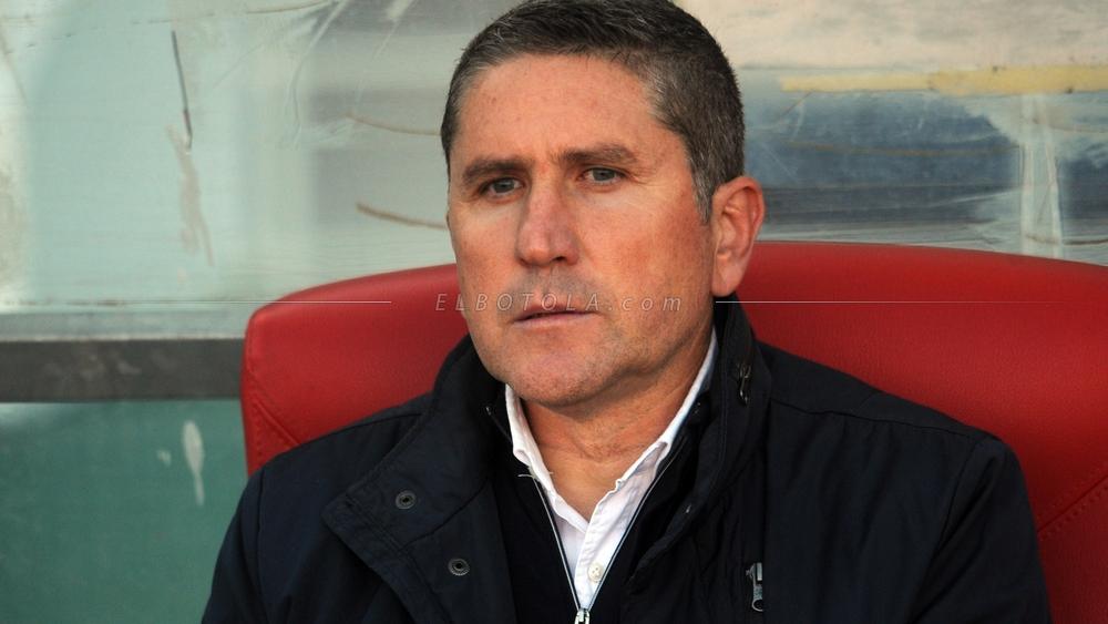 رسميا : نادي الرجاء ينفصل عن مُدربه غاريدو