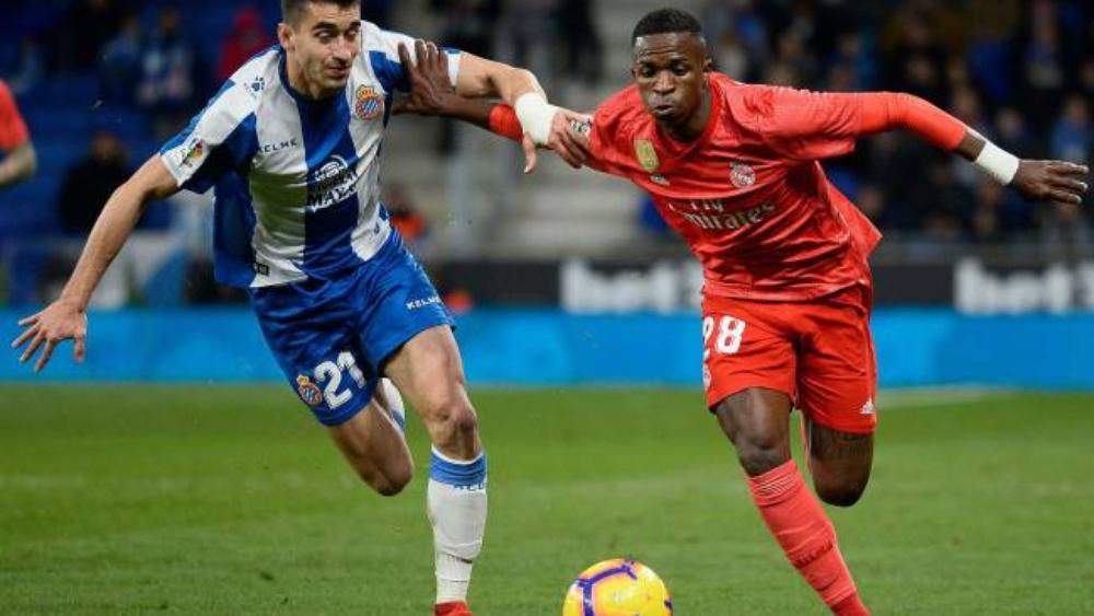 فينيسيوس: "سعيد للغاية بدوري المؤثر في مدريد"