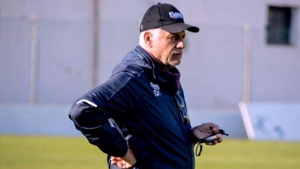 مدرب الدفاع الجديدي: "تنتظرنا مباراة قوية أمام الرجاء التي تبقى كبيرة وسط ظروفها الصعبة"