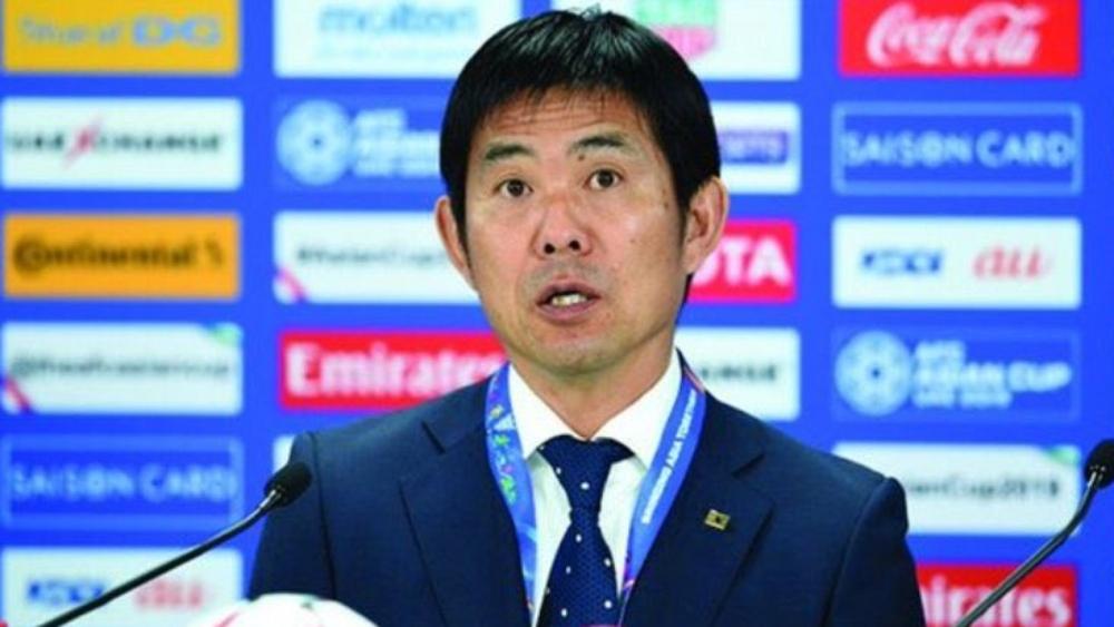 مدرب اليابان يحترم العقول: "قطر تستحق لأنها كانت الأقوى"