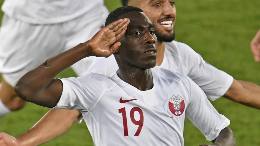 تواضع المعز وتوأمته مع أكرم