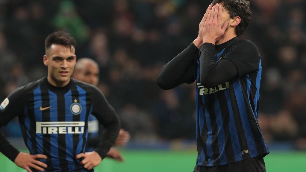 السيري آ | بولونيا يكتب أول كلمة في ورقة إقالة سباليتي