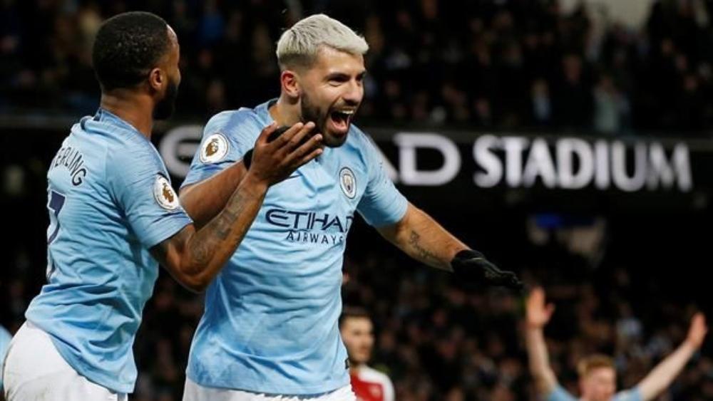 أجويرو يحفظ حظوظ مانشستر سيتي في اللقب