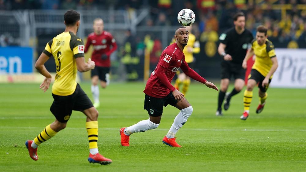 إصابة المهاجم بازي تزيد متاعب نادي هانوفر