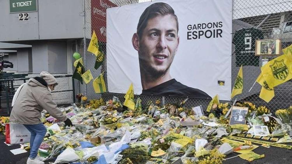 صديق سالا يُحمل وكيل أعماله مسؤولية حادث سقوط الطائرة