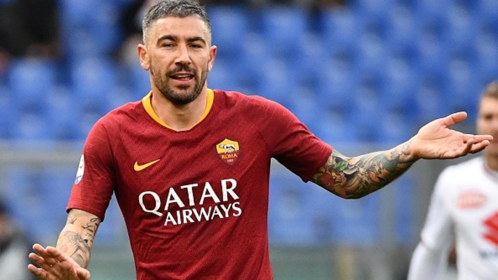 مدرب روما للألتراس: كولاروف سبق ولعب بقدم مكسورة