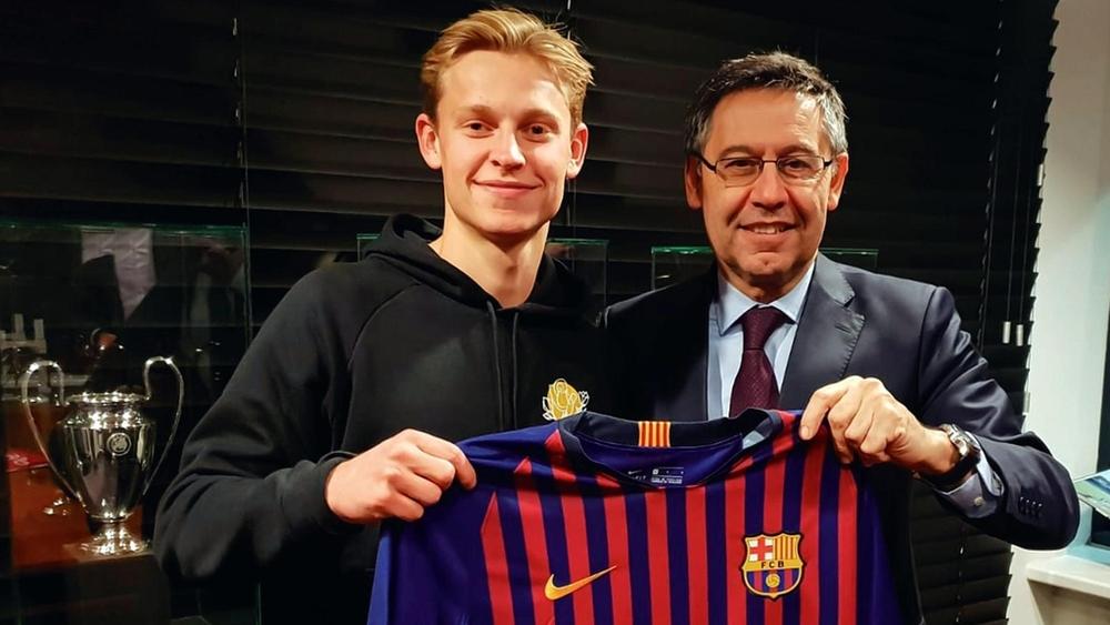 الليجا تحقق رقما قياسيا في تعاقدات هذا الموسم