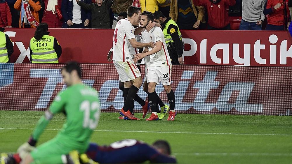 إشبيلية يستفيق متأخراً ويحقق التعادل أمام إيبار