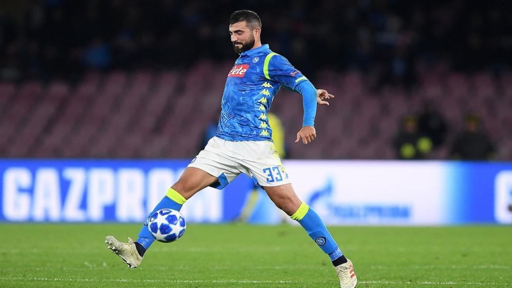 ألبيول يخضع لجراحة في الركبة بلندن