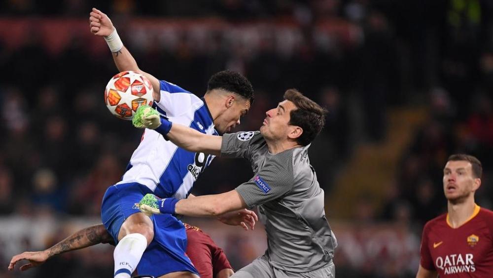 الإعلام الإسباني يحتفل بأرقام كاسياس التاريخية بدوري الأبطال