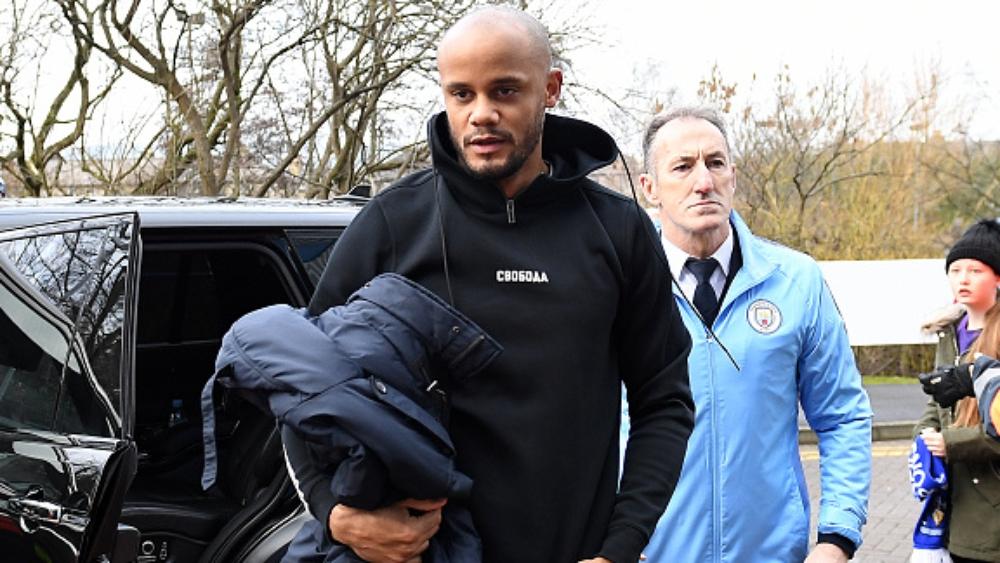 كومباني يختار الحل الأصعب للبقاء مع مانشستر سيتي