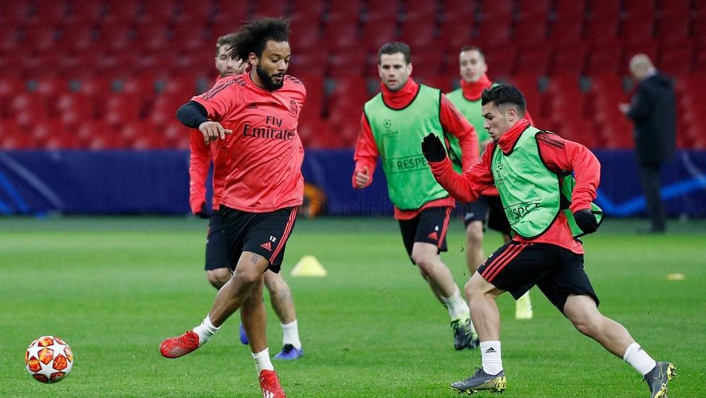 مفاجآت سولاري تتواصل... مارسيلو احتياطي وبيل أساسي أمام أياكس