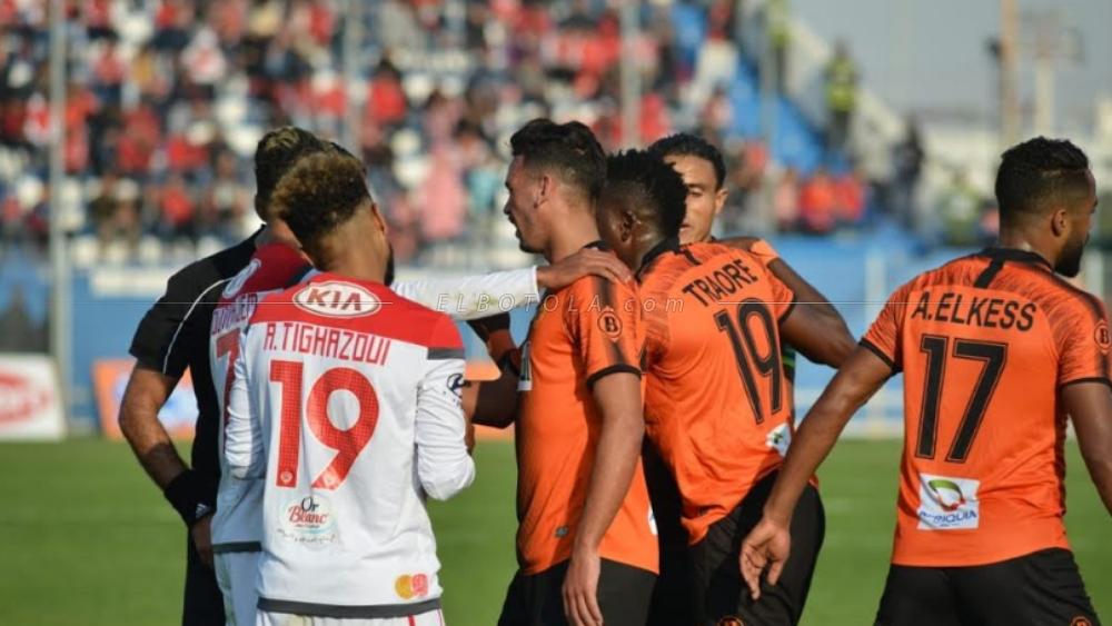 لأول مرة في البطولة بنظامها الجديد..حكم أجنبي يقود مباراة في "بطولة اتصالات المغرب"