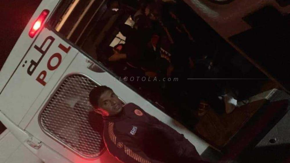 لاعبو النهضة البركانية يعودون في "سيارة الشرطة" بعد "ديربي الشرق"!