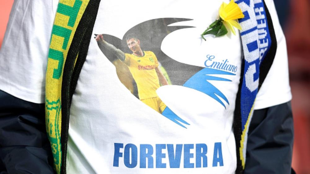 فرض غرامة مالية على نانت لإشعال جماهيره لألعاب نارية تكريما لسالا