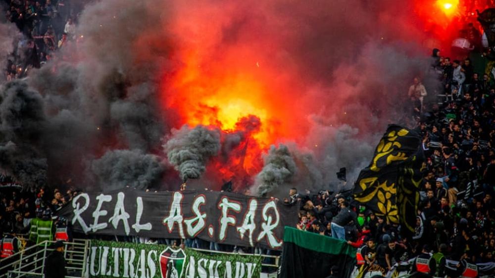 "بلاك آرمي" و"إلترا عسكري" تُلْزمان أنصار الجيش بضوابط صارمة في لقاء الرجاء الرياضي