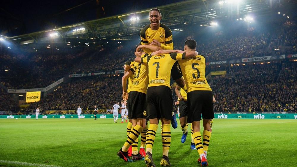 حكيمي يعود للرسمية بـ 90 دقيقة... ودورتموند ينفرد بالصدارة من جديد