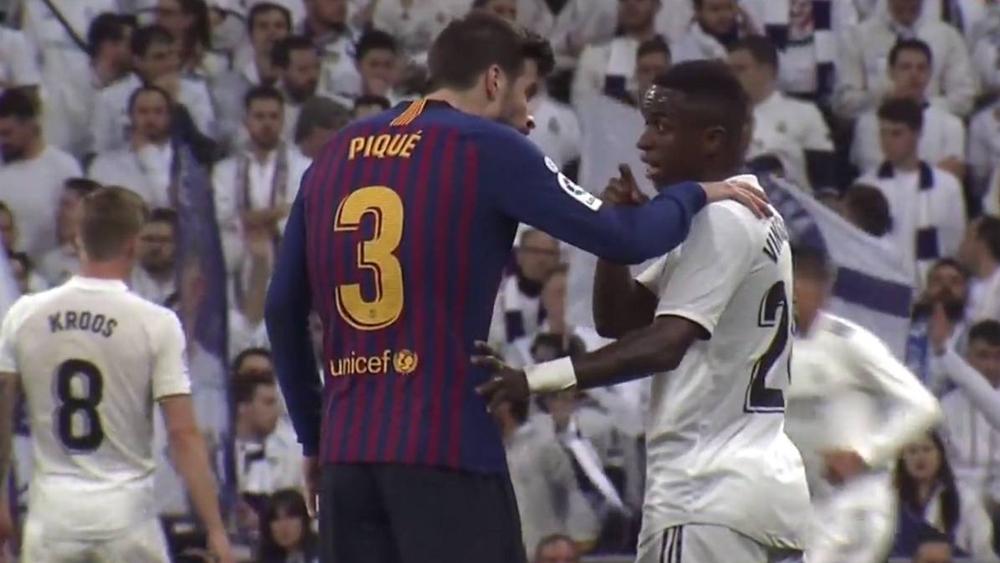 فينسيوس يطالب بيكي بالتوقف عن "استفزاز" جماهير "البيرنابيو"