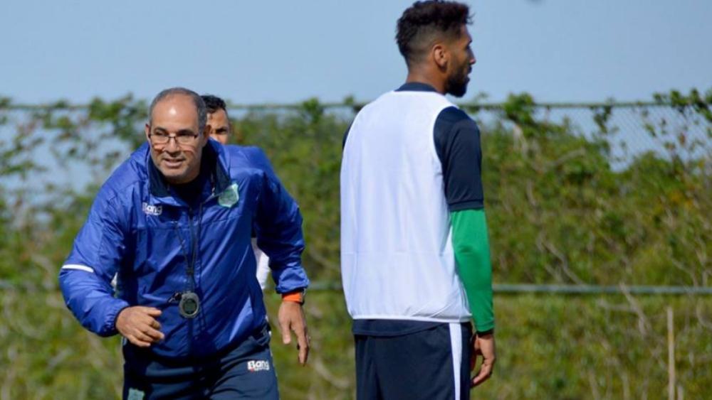 الزاكي: "نستعد لجميع المقابلات بنفس الشكل لأننا نحترم كل الفرق ومواجهة آسفي ستكون صعبة"