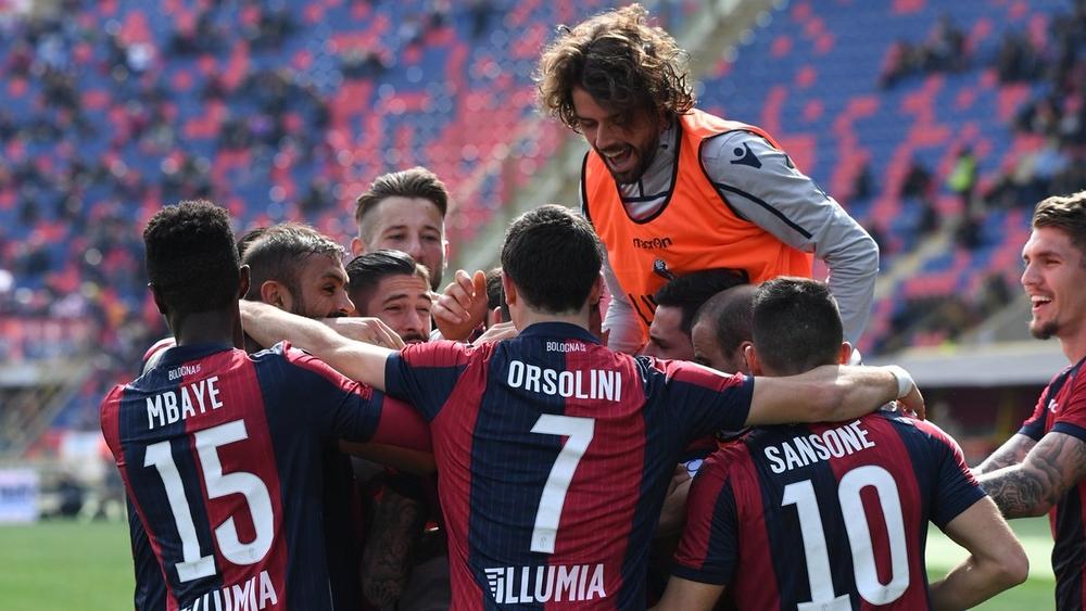 بولونيا ينتصر على كالياري في الدوري الإيطالي