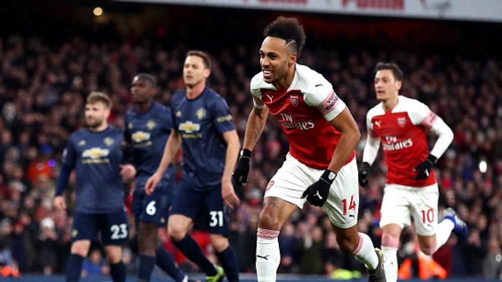 آرسنال يوقف سولشاير عند حده ويلحق به أول هزيمة