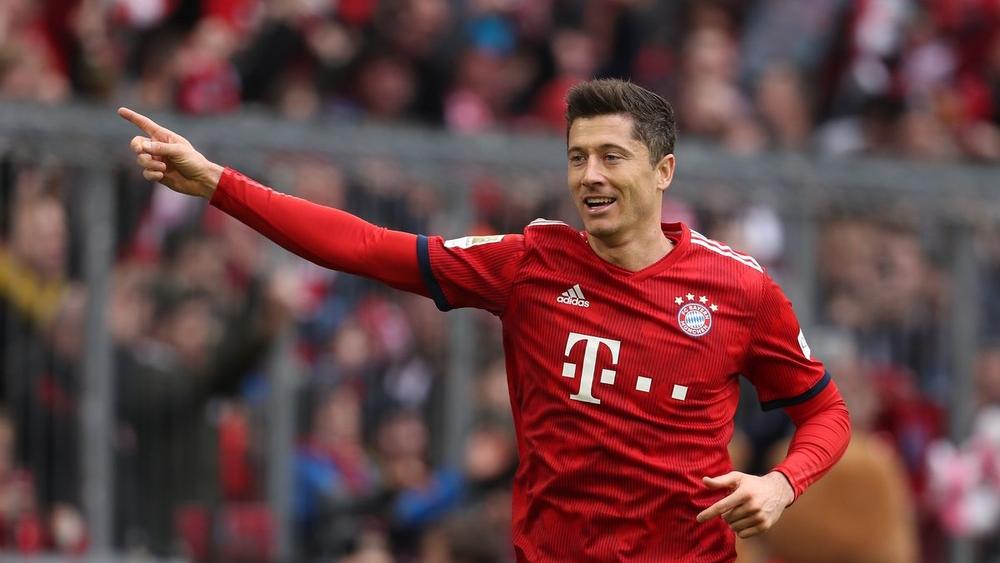 ليفاندوفسكي: فكرة ترك بصمتي على سجلات التاريخ قد تجعلني أبقى في ميونيخ