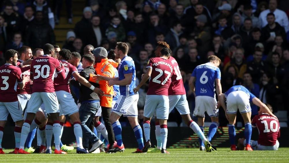 الاتحاد الإنجليزي يوجه اتهاماته لبرمنجهام وأستون فيلا