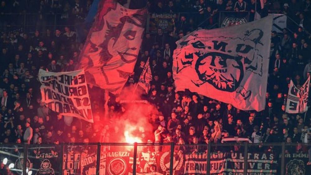 فرانكفورت مهدد بالعقوبة في الدوري الأوروبي