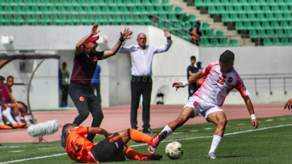 الحسنية والنهضة البركانية لن يلتقيا إلا في نهائي الكونفدرالية