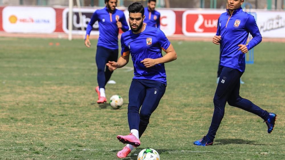 أزارو ينتظم في تدريبات الأهلي قبل لقاء الزمالك