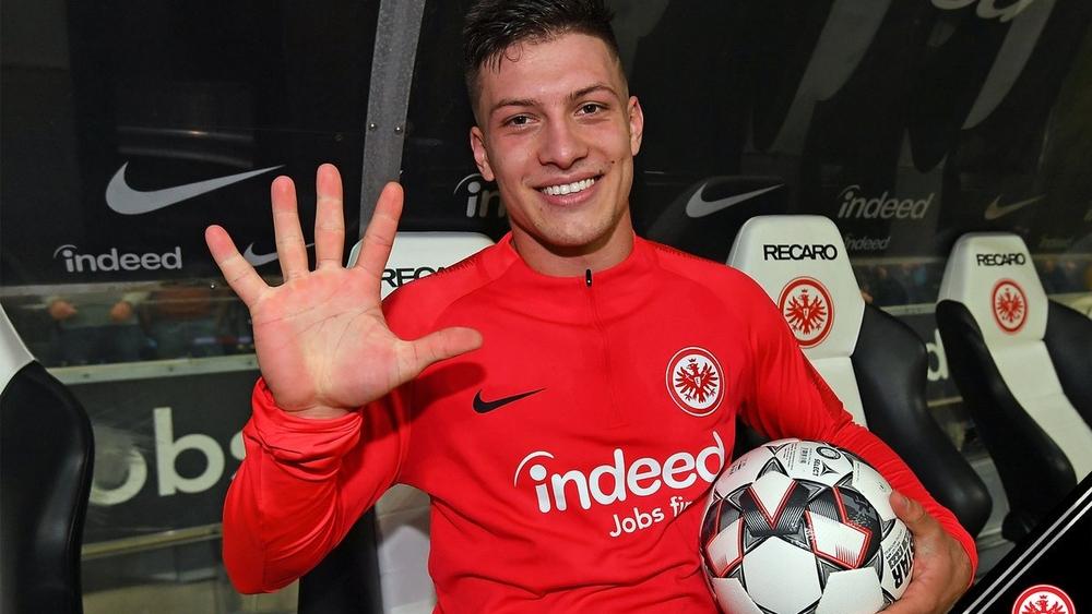 ريال مدريد ينافس غريمه برشلونة ويبدي اهتمامه بيوفيتش