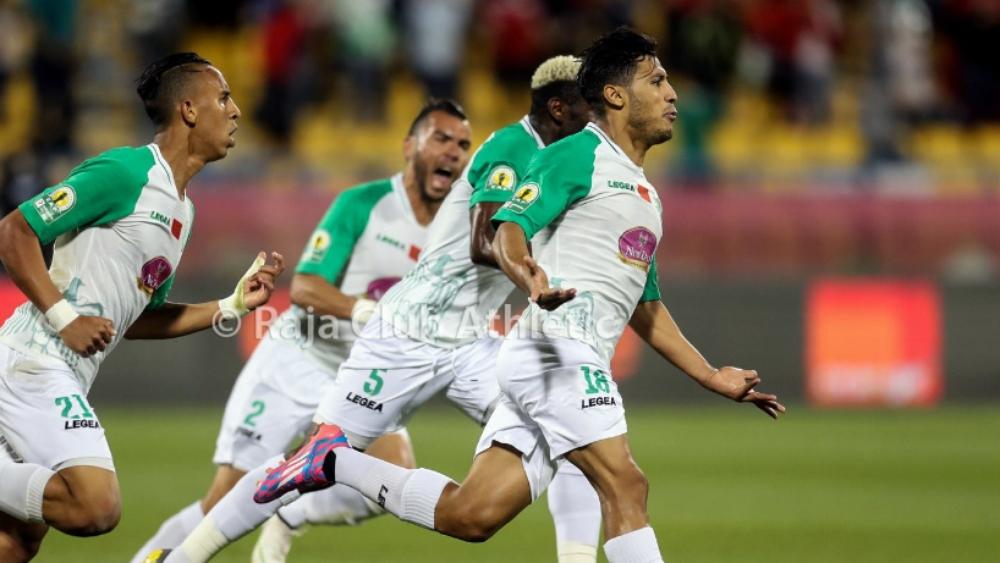 الحافيظي و الورفلي يتخلفان عن الرحلة الأولى للرجاء من الدوحة بسبب الإصابة