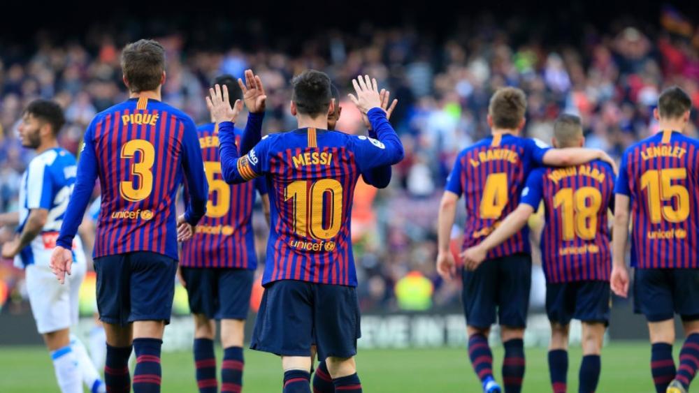 ليونيل ميسي يقود برشلونة لفوز جديد ويقربه من اللقب