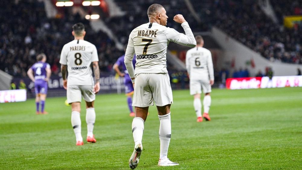 مبابي يقود باريس سان جرمان لهزم تولوز