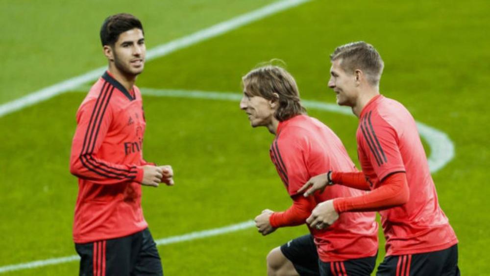 زيدان يُعيد ثلاثي الريال المستبعد ضد فالنسيا