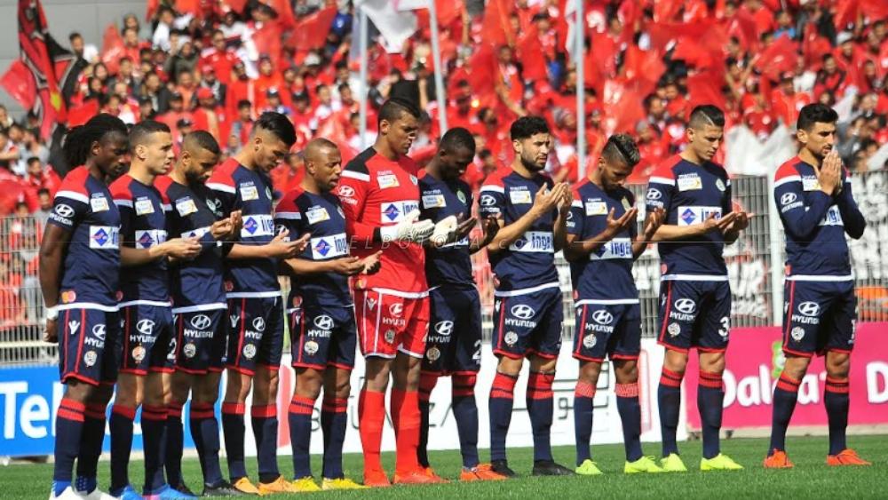 التشكيلة المحتملة للوداد في "موقعة كوناكري"..واحتمالية غياب أحد اللاعبين الرسميين بسبب الإصابة