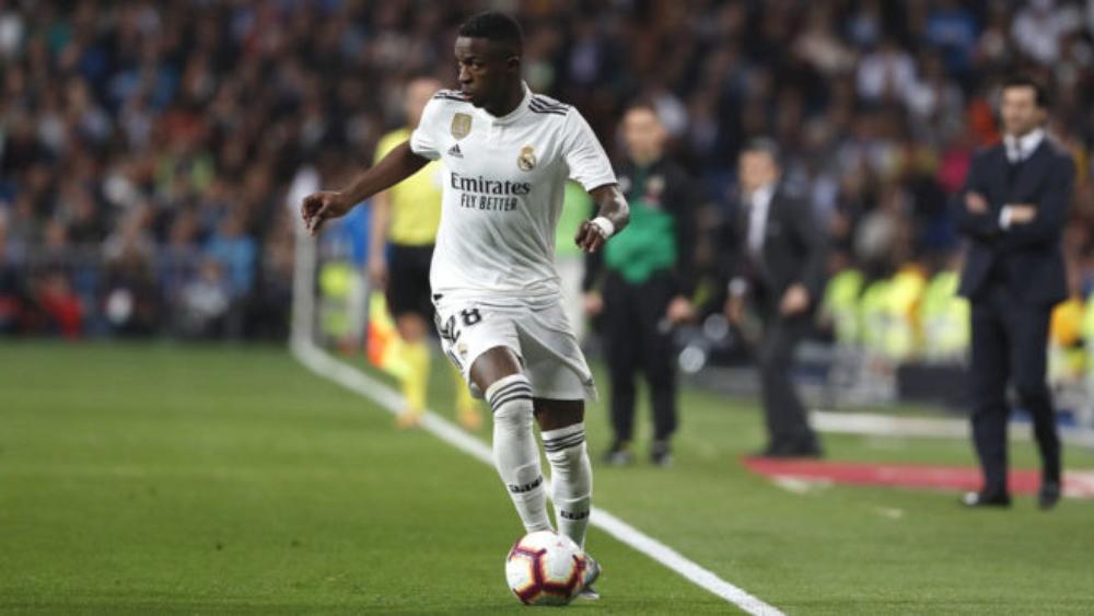 فينيسيوس: في بعض الأوقات نتوتر من مجرد الحديث مع زيدان