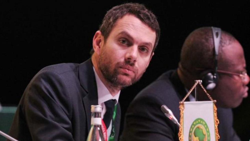 إقالة أمين عام الكاف بسبب اتهاماته لأحمد أحمد