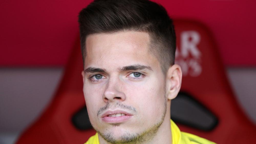 مانشستر يونايتد الأقرب لضم جوهرة نادي بوروسيا دورتموند