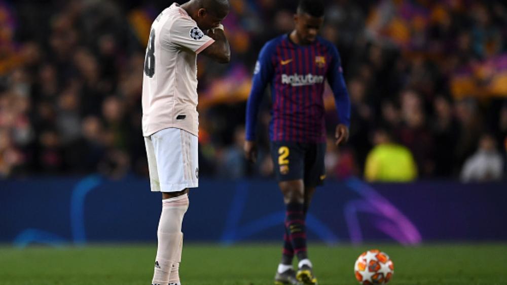 لاعبو كرة القدم في إنجلترا يقاطعون وسائل التواصل