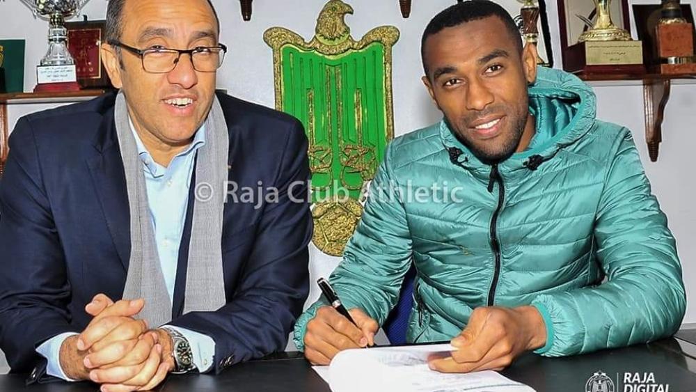 ياجور يمدد عقده مع الرجاء ويقطع الطريق على "المتربصين"